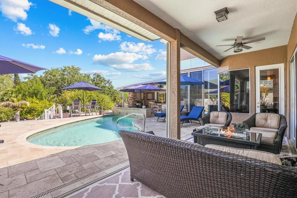 1114 MARINA DRIVE Tarpon Springs, FL 34689