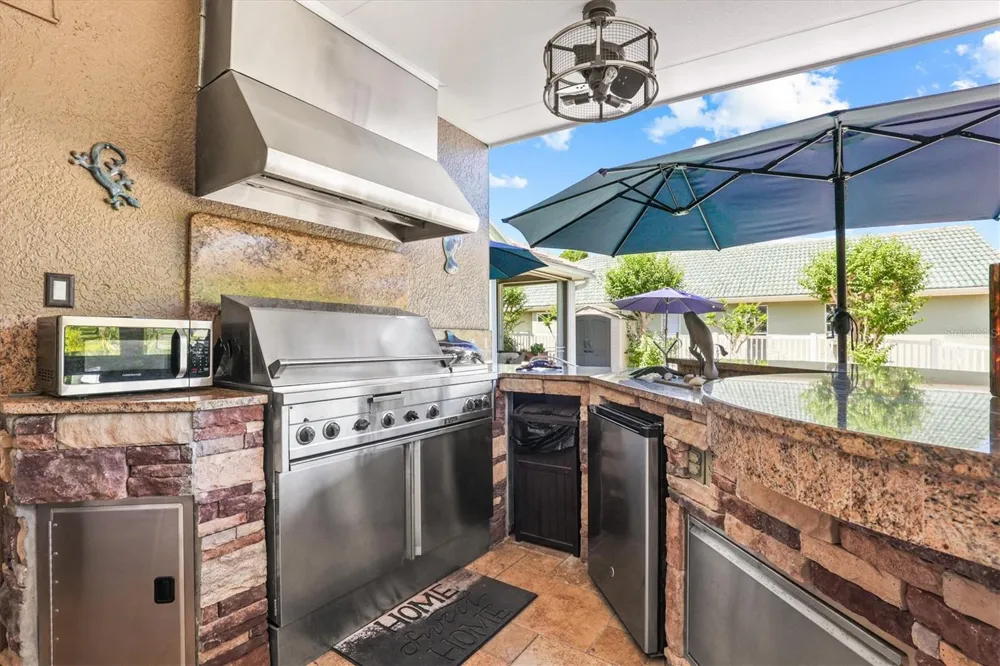 1114 MARINA DRIVE Tarpon Springs, FL 34689