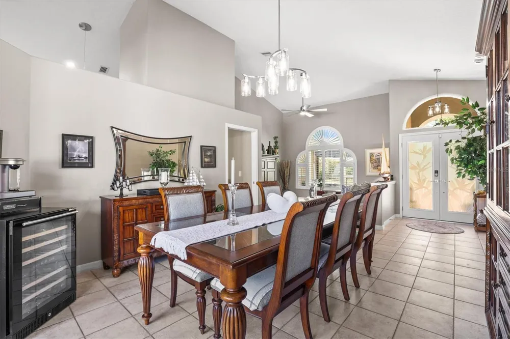 1114 MARINA DRIVE Tarpon Springs, FL 34689