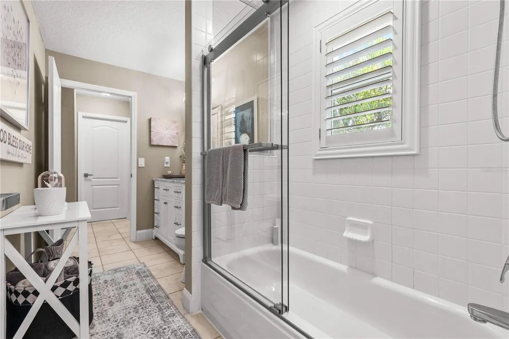 1114 MARINA DRIVE Tarpon Springs, FL 34689