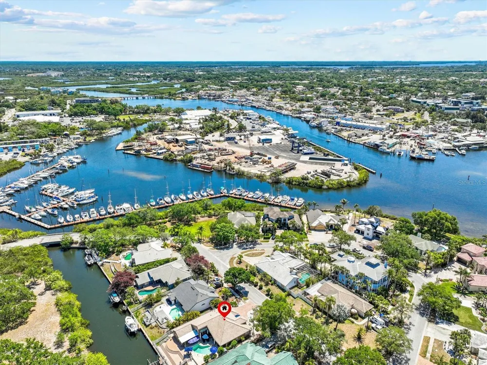 1114 MARINA DRIVE Tarpon Springs, FL 34689
