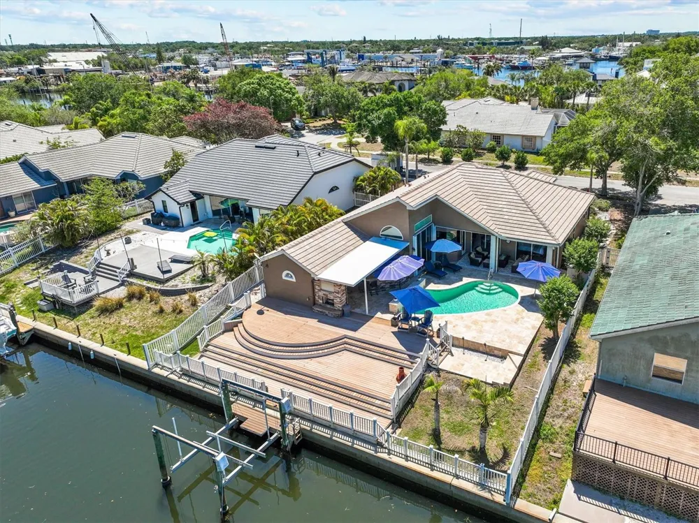 1114 MARINA DRIVE Tarpon Springs, FL 34689