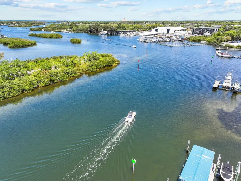 1114 MARINA DRIVE Tarpon Springs, FL 34689