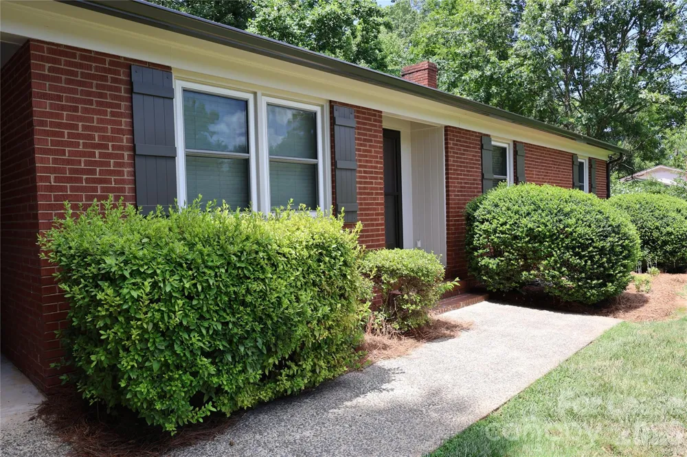 103 Abingdon Circle Huntersville, NC 28078