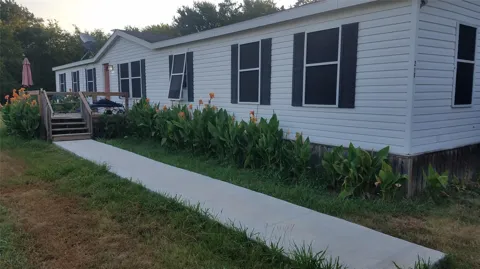 270 Country Way