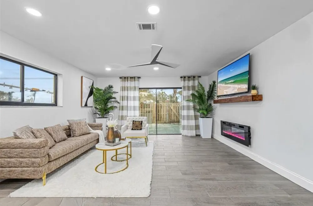 4225 HIGHWAY A1A #17 Fort Pierce, FL 34949