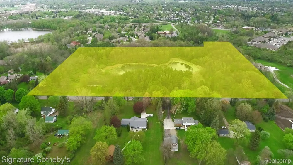 6 McCandlish Road Grand Blanc Charter Township, MI 48439