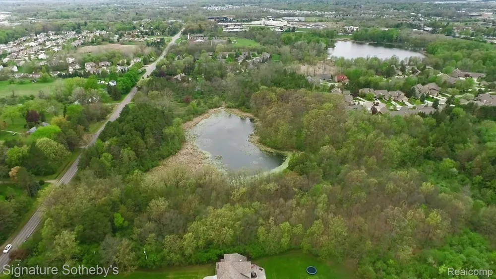 6 McCandlish Road Grand Blanc Charter Township, MI 48439