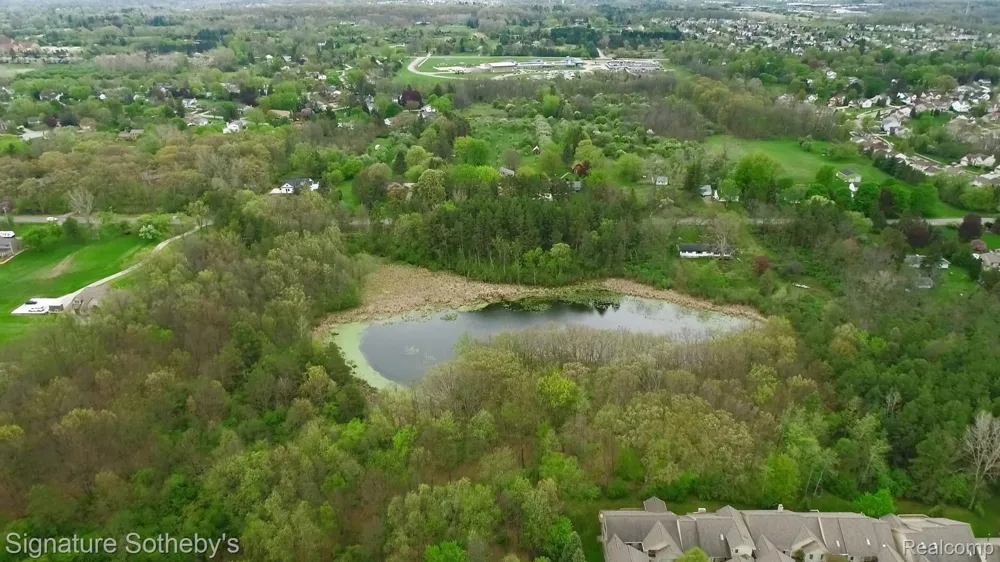 6 McCandlish Road Grand Blanc Charter Township, MI 48439