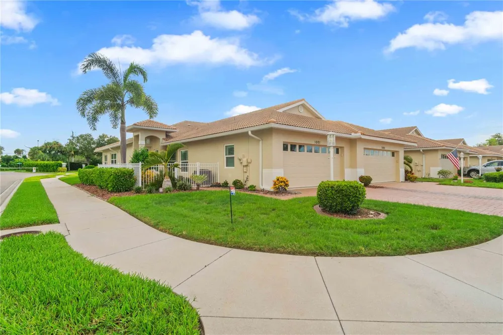 1001 TOPELIS DRIVE Englewood, FL 34223