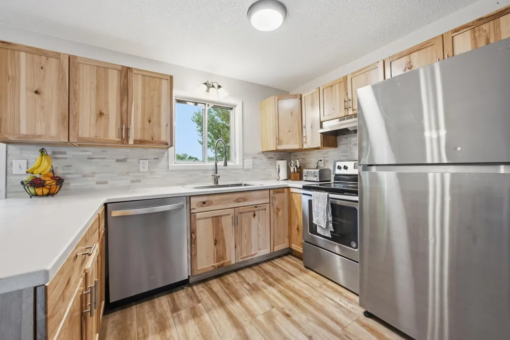 778 14th Avenue W West Fargo, ND 58078