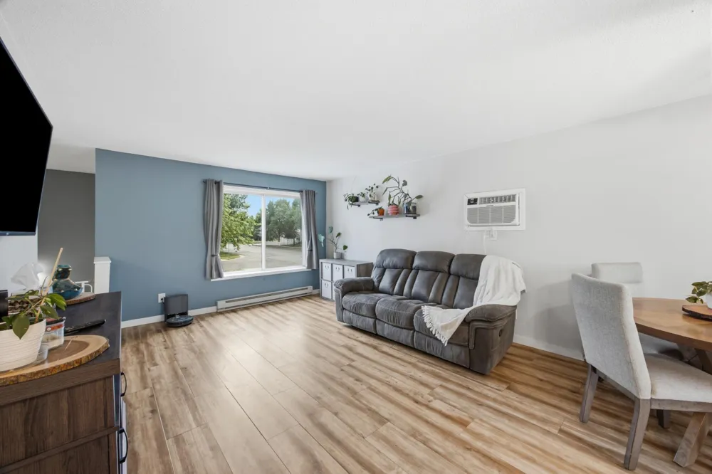 778 14th Avenue W West Fargo, ND 58078