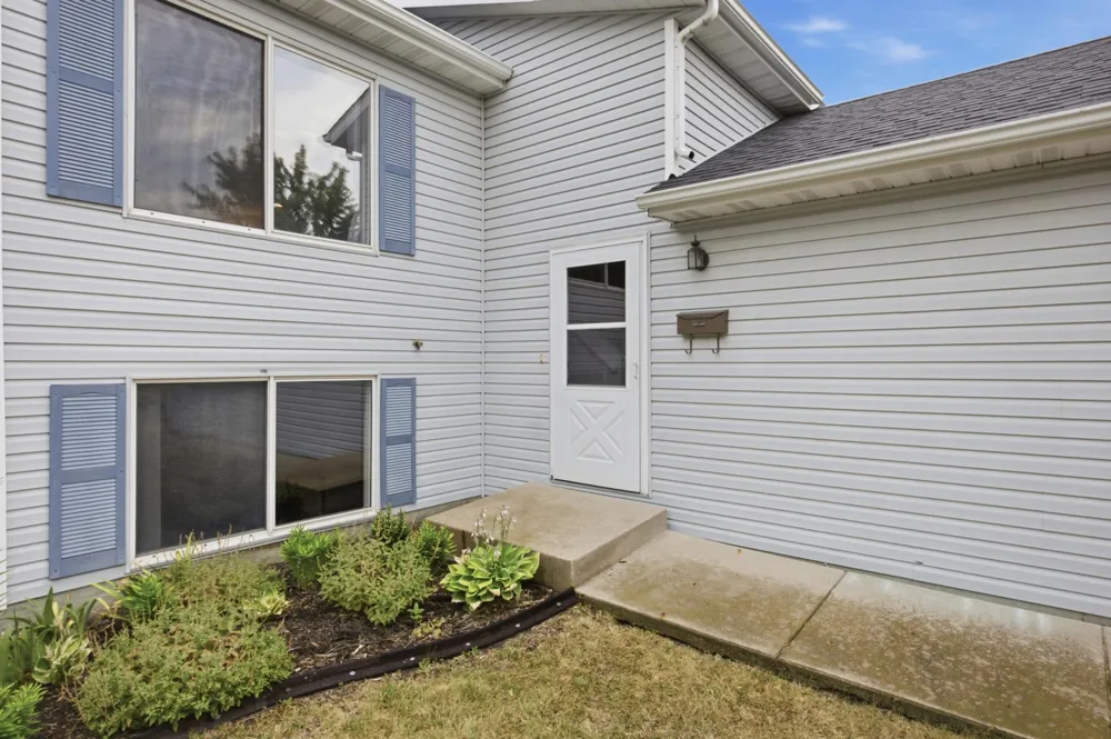 778 14th Avenue W West Fargo, ND 58078