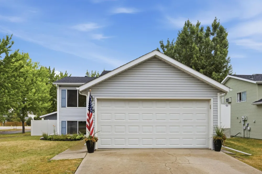 778 14th Avenue W West Fargo, ND 58078