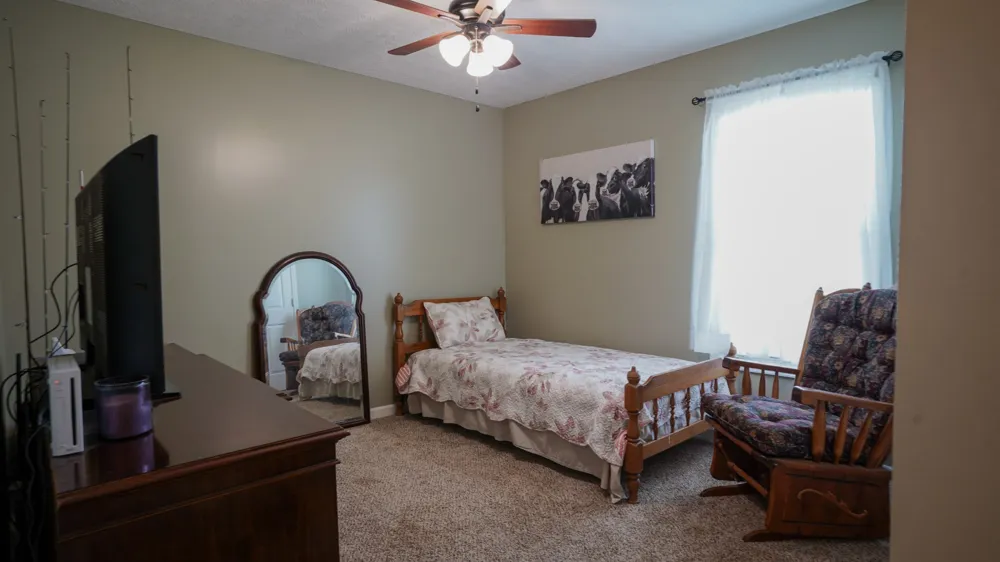 260 Miller Rd Lafayette, TN 37083