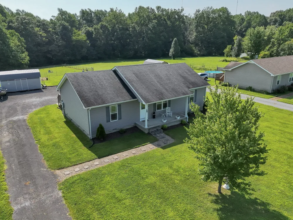 260 Miller Rd Lafayette, TN 37083