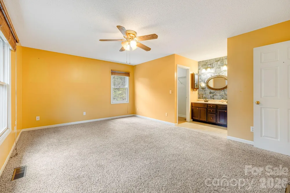 6 Arrowhead Lane Weaverville, NC 28787