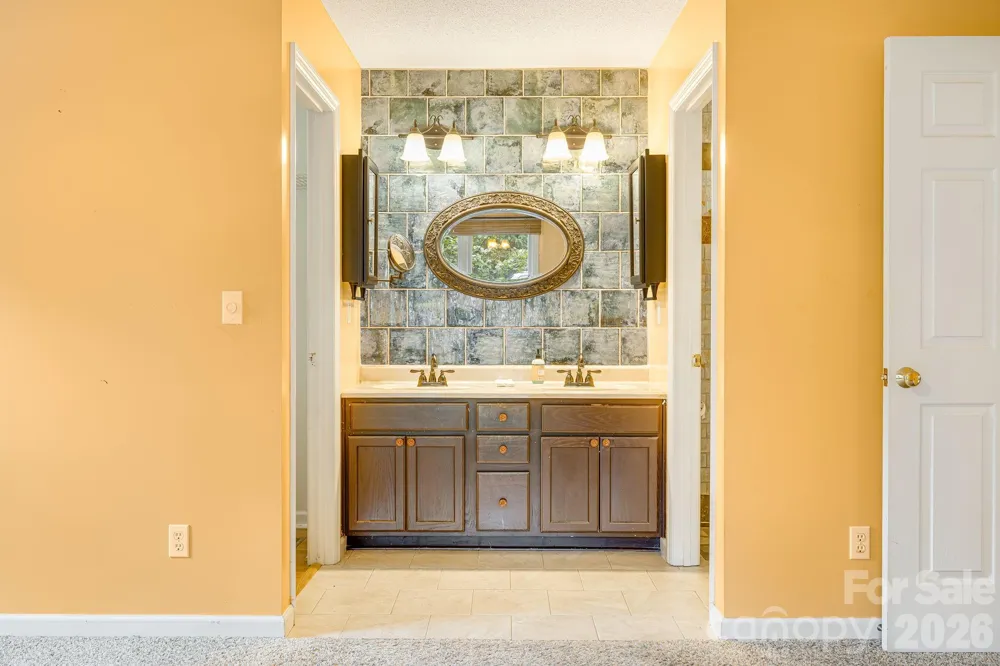 6 Arrowhead Lane Weaverville, NC 28787