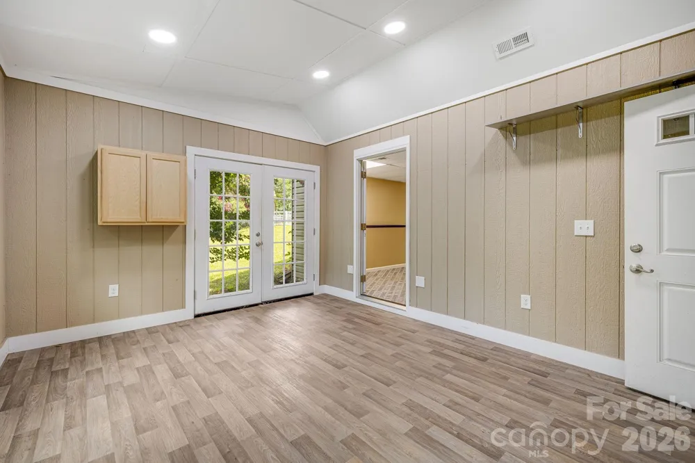 6 Arrowhead Lane Weaverville, NC 28787