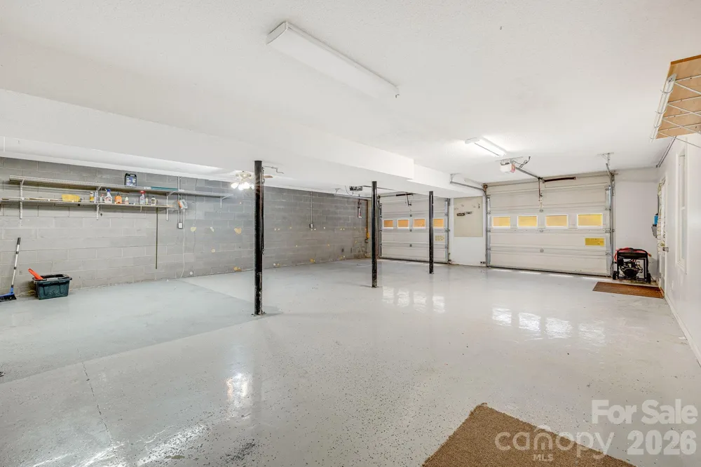 6 Arrowhead Lane Weaverville, NC 28787
