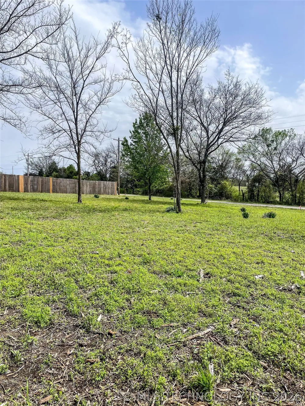 4 Choctaw Drive Eufaula, OK 74432