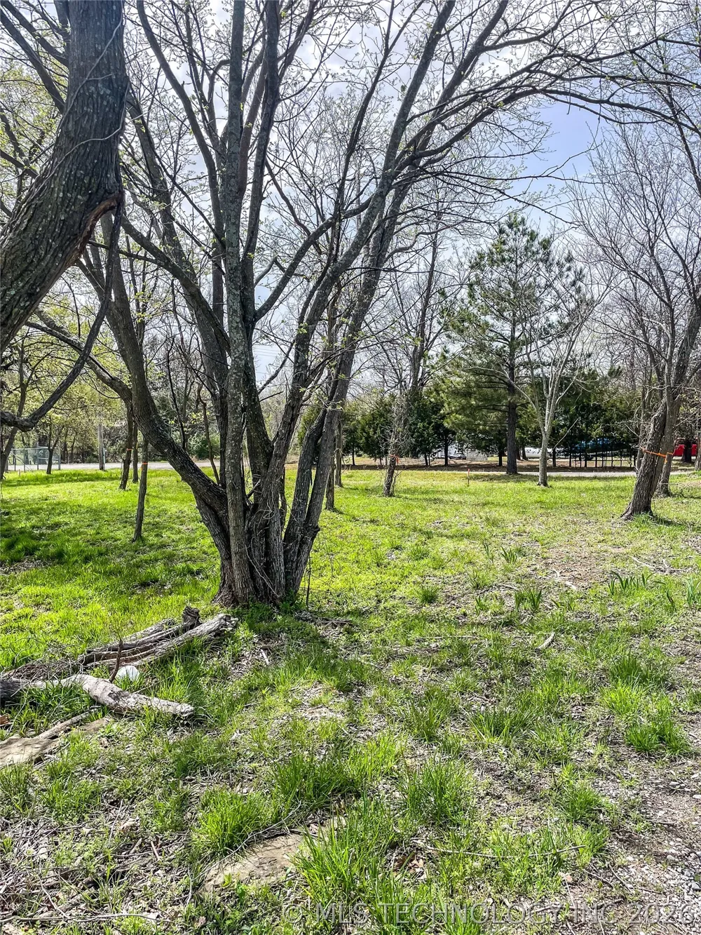 4 Choctaw Drive Eufaula, OK 74432