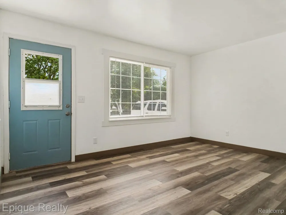 2789 Wellesley Drive Saginaw Charter Township, MI 48603