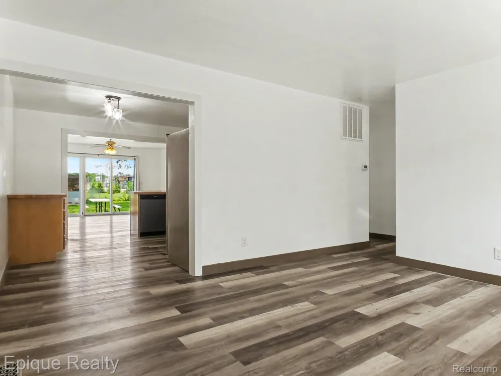 2789 Wellesley Drive Saginaw Charter Township, MI 48603