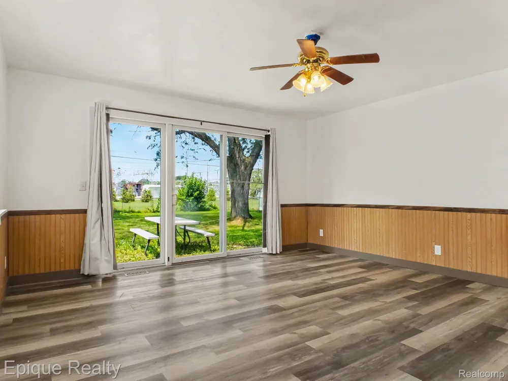 2789 Wellesley Drive Saginaw Charter Township, MI 48603
