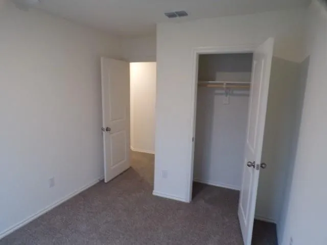 709 S 5th Street #1 Bonham, TX 75418