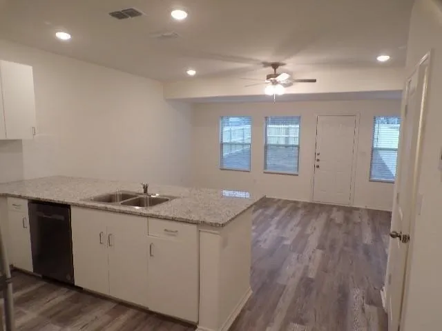 709 S 5th Street #1 Bonham, TX 75418