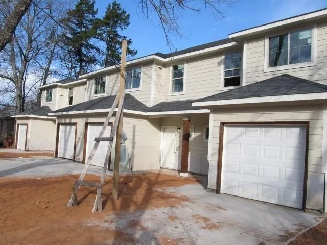 709 S 5th Street #1 Bonham, TX 75418