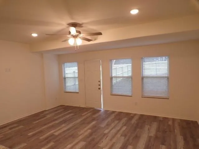 709 S 5th Street #1 Bonham, TX 75418