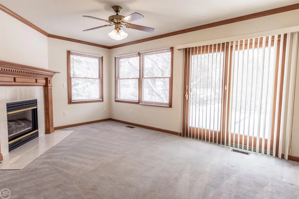 33527 Roselawn Street Chesterfield Township, MI 48047
