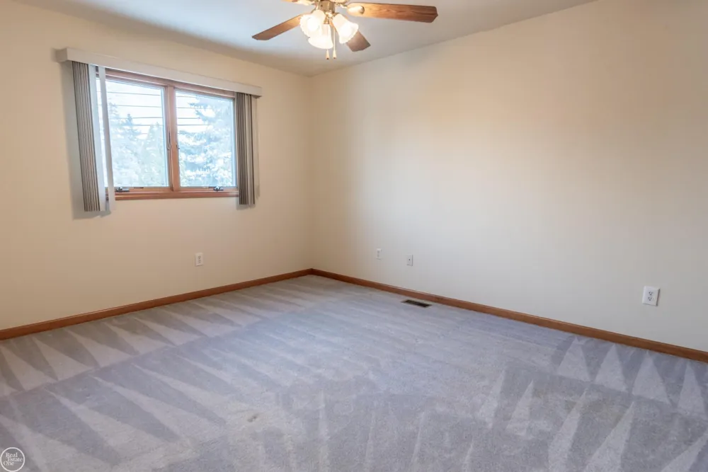 33527 Roselawn Street Chesterfield Township, MI 48047