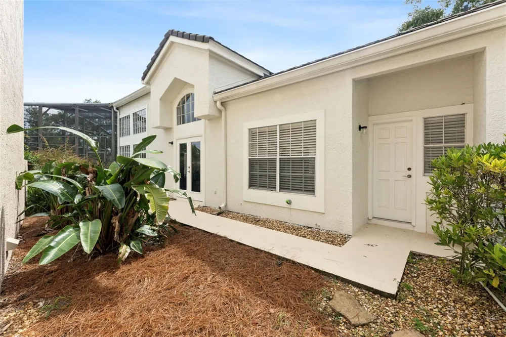 1240 GLENCREST DRIVE Lake Mary, FL 32746