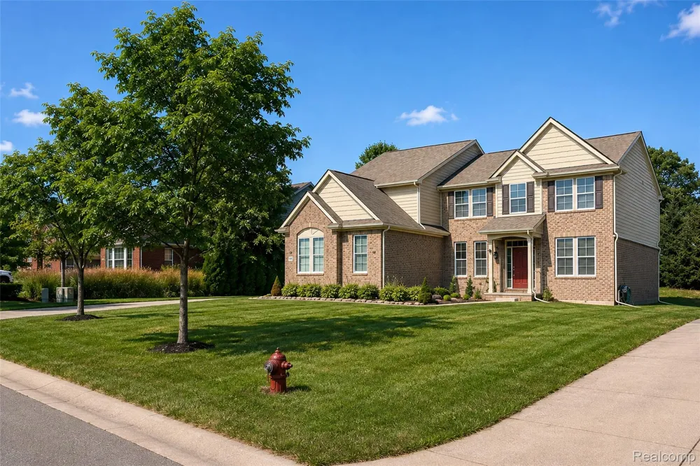 54908 Grenelefe Circle W Lyon Charter Township, MI 48178
