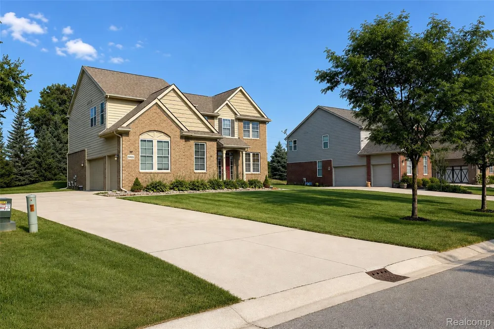 54908 Grenelefe Circle W Lyon Charter Township, MI 48178