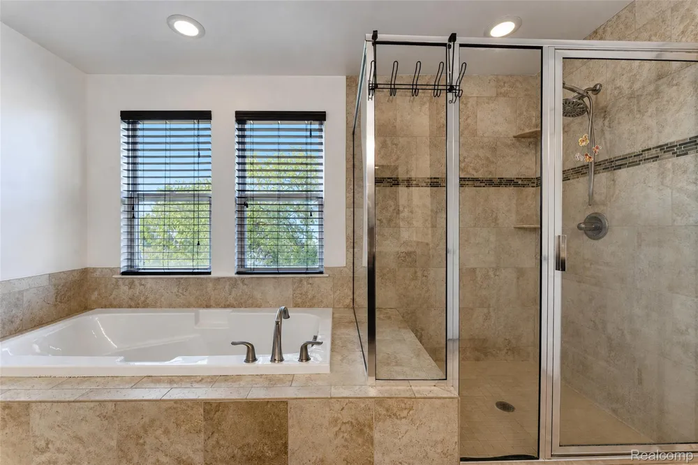 54908 Grenelefe Circle W Lyon Charter Township, MI 48178