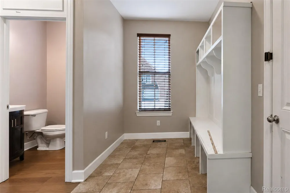 54908 Grenelefe Circle W Lyon Charter Township, MI 48178