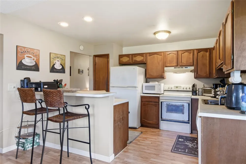 3028 WOOD SONG COURT Mulberry, FL 33860
