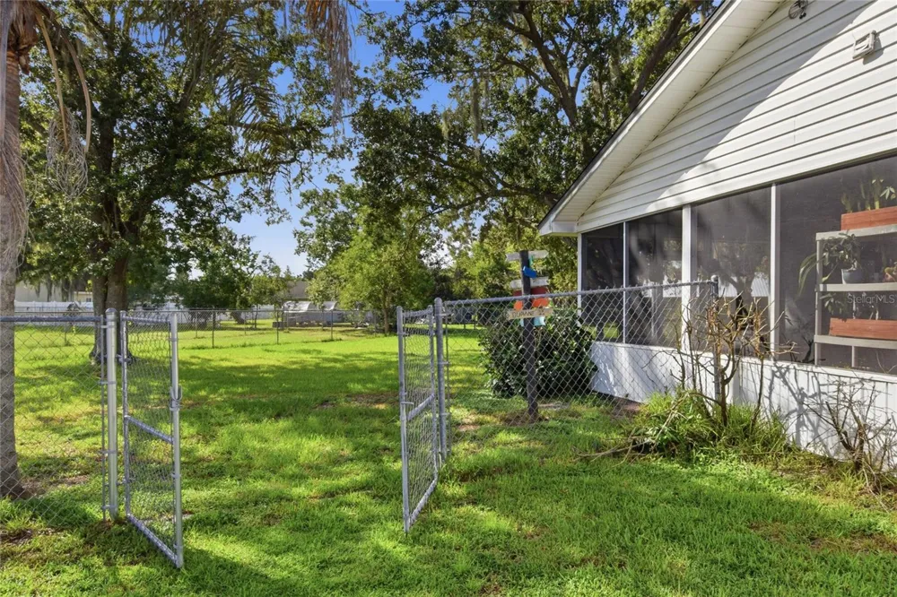 3028 WOOD SONG COURT Mulberry, FL 33860