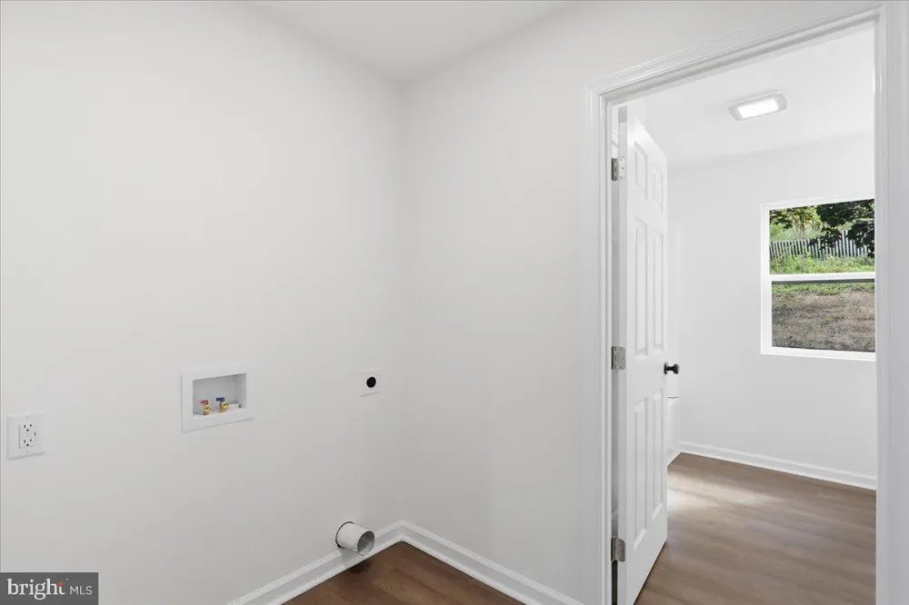 2810 FREDERICK PIKE Winchester, VA 22603