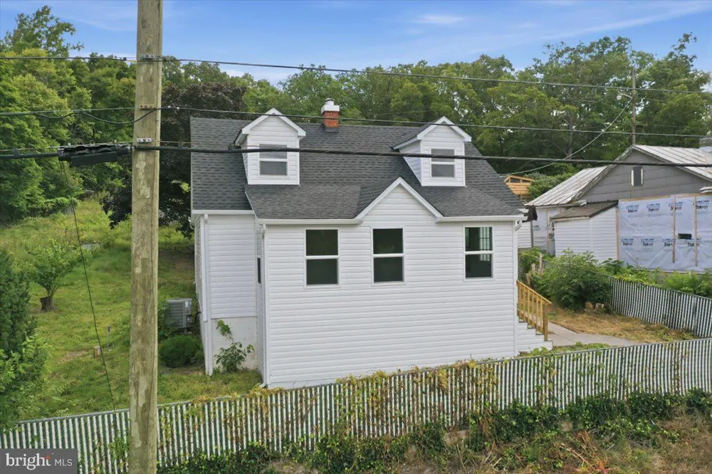 2810 FREDERICK PIKE Winchester, VA 22603