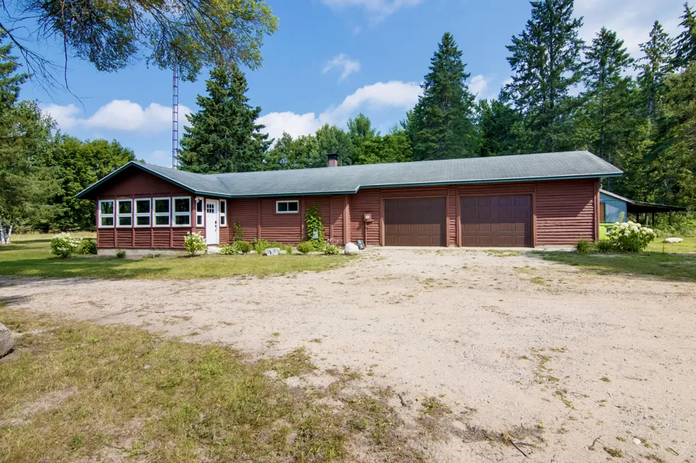 5073 Thumb Lake Road Boyne Falls, MI 49713