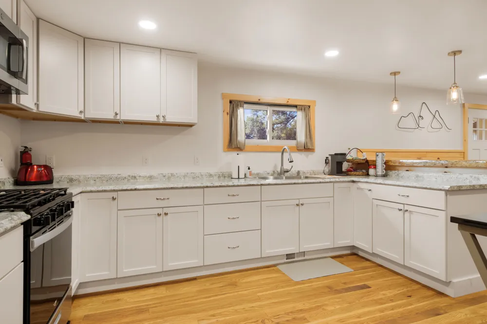 5073 Thumb Lake Road Boyne Falls, MI 49713