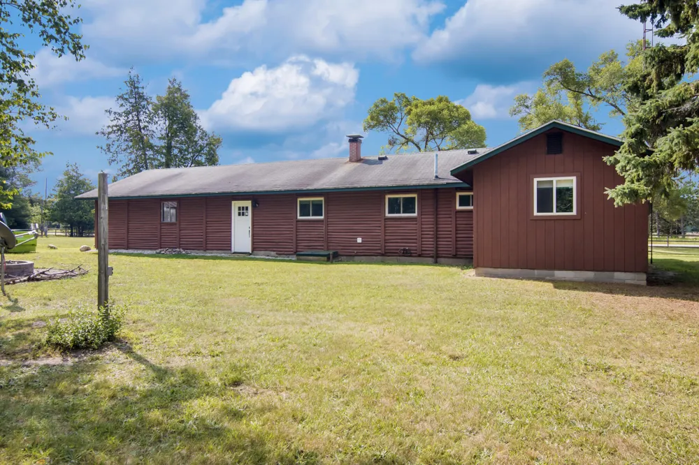 5073 Thumb Lake Road Boyne Falls, MI 49713