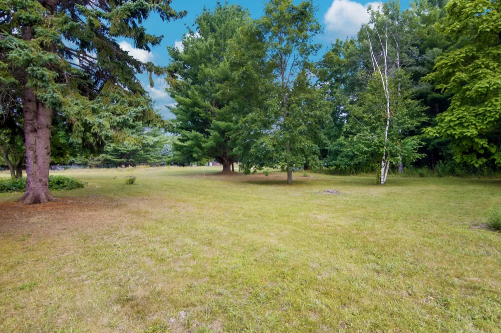 5073 Thumb Lake Road Boyne Falls, MI 49713