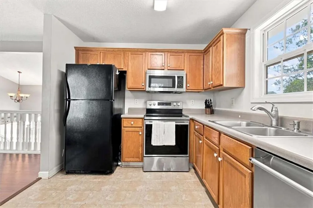 49 Headland Court Rockmart, GA 30153