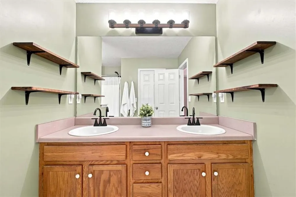 49 Headland Court Rockmart, GA 30153